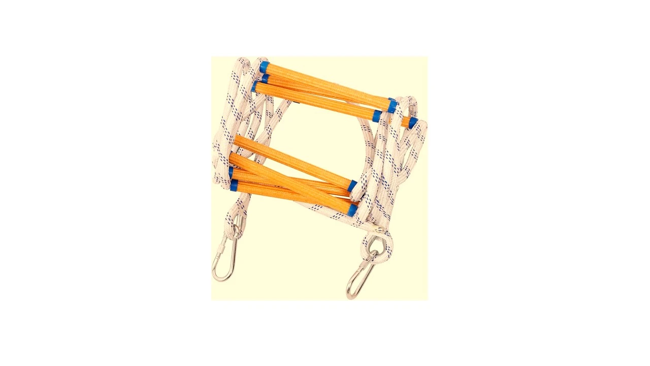 1 SET OF ROPE LEDDER